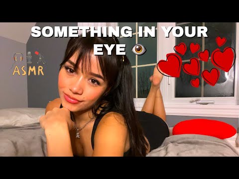 ASMR 🌟 GETTING SOMETHING OUT OF YOUR EYE 👁 (en français 🇫🇷)