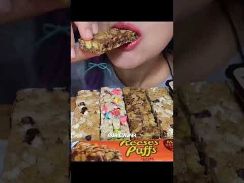 🍀Lucky Charm, Reese's Puff, Graham S'more cereal bar &Rolo colliders #asmr #shorts  스모어, 리세스 시리얼바 먹방