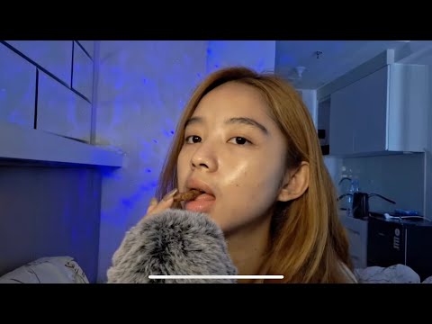 ASMR bugs searching and eating them! 🐛🤤