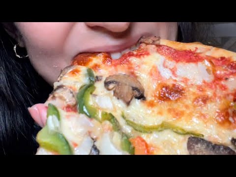 Pizza ASMR Eating Sounds (no talking)
