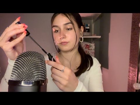 ASMR doing your make up really quick 💤💄
