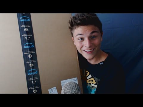 ASMR | What Could Be In This HUGE Box??