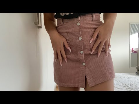 ASMR ~ Skirt Scratching 💖✨