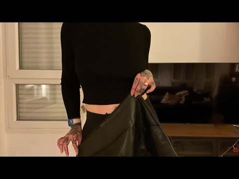 ASMR | Faux leather skirt scratching ✨ Some skin scratching, fabric sounds (shirt, pantyhose)