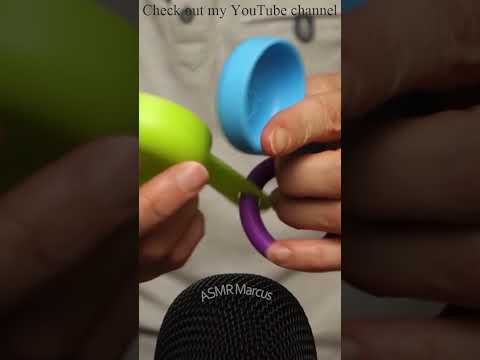 ASMR Tapping and fidgeting with some plastic spoons #short