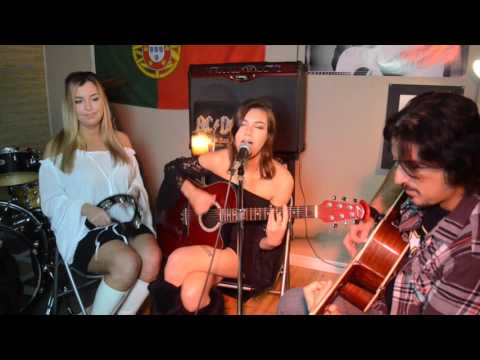 And I Love Her - The Beatles Live Cover | Sabrina Vaz
