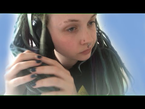 Dreadlock ASMR 🦔 Hair Scratching And Chewing Gum 👄