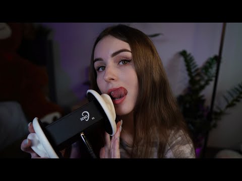 ASMR EAR LICKING & MOUTH SOUNDS & TONGUE FLUTTERING