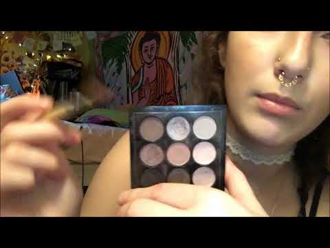 ASMR DOING YOUR MAKEUP ROLEPLAY/PERSONAL ATTENTION