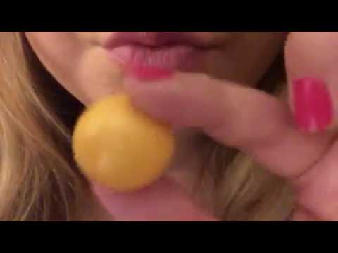 Gum chewing and kiss sounds ASMR