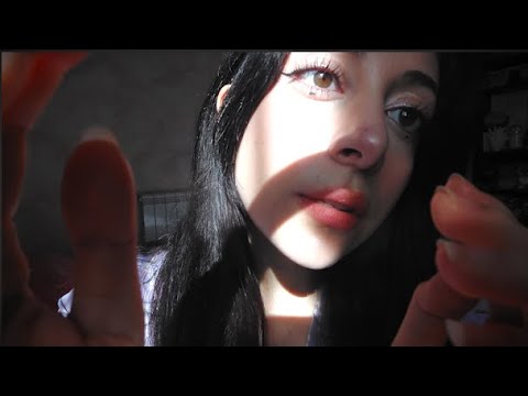 ASMR With the Sun ☀️ (visual triggers, tongue clicking, kisses, mouth sounds ecc)