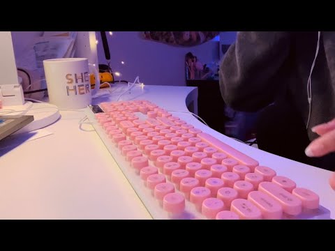 ￼ASMR keyboard typing: 15 minutes straight of continuous clicky keyboard sounds ￼