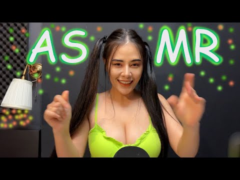ASMR fast and aggressive trigger with Tk,tk,tk,sk,sk,mouth sounds