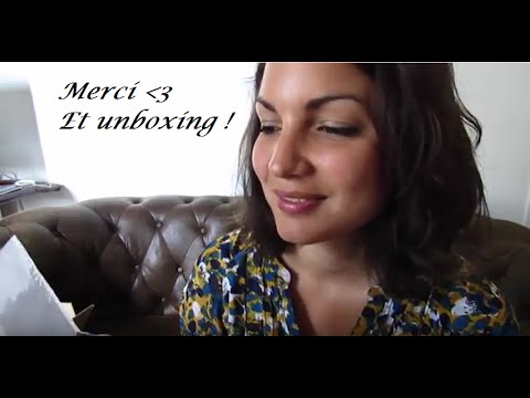 Remerciements et Unboxing colis * ASMR * Chuchotements * Tapping * Whispers