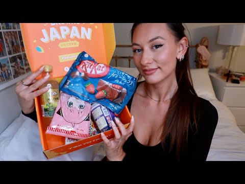 ASMR Trying Japanese Snacks/Candy 😍 🍭 whispering, unboxing, eating and tapping