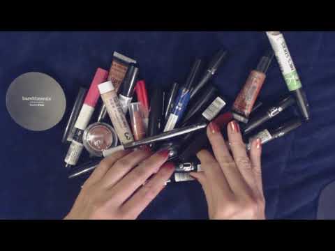 ASMR | Makeup Rummaging / Some Whispering