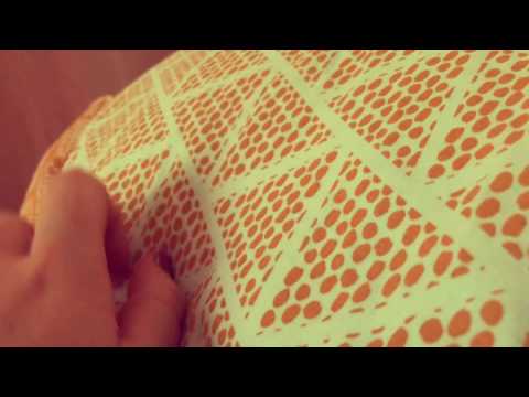 ASMR Waking You Up By Tapping On Your Face (tapping & fabric sounds)