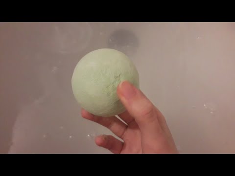 ASMR Short Satisfaction Bath Bomb Experience 💫🛀