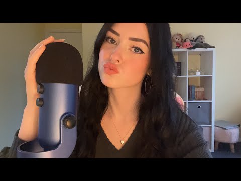 ASMR fast & aggressive mouth sounds + hand movements 👄
