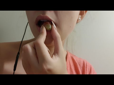 Wet eating sound | ASMR eating grapes closeup shots included