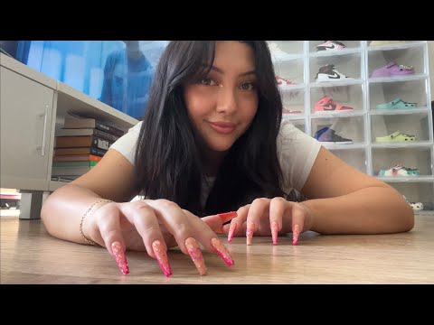 ASMR floor tapping and scratching 💅
