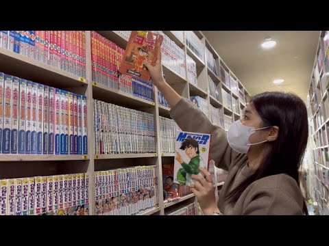 ASMR BOOKSHELF Store Tour with me 📕 (PUBLIC) / Camera tapping , Tracing , Scratching 💖