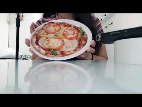 [ASMR] Eating Home-Made Pizza (Silent Mukbang)
