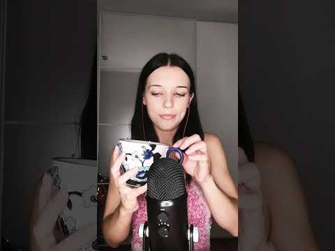 ASMR | Tapping on my candle in a cup