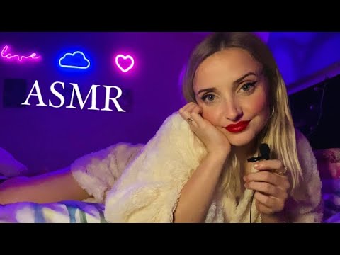 ASMR- Loving Girlfriend 🥰Cheers You Up With Kisses After A Hard Day 💋