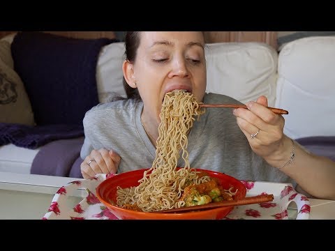 ASMR Whisper Eating Sounds | Crunchy Noodle Peanut Curry With Tahini Dressing | Mukbang 먹방