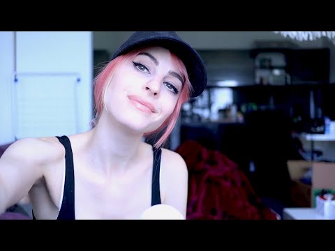 ASMR| GET TO KNOW ME A LIL BETTER🤗| WHISPER RAMBLE