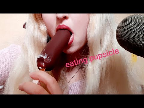 Asmr eating pupsicle/асмр эскимо/ звуки еды