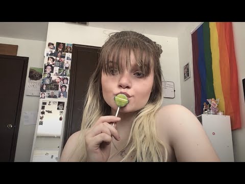 Asmr- lollipop licking (eating). NO TALKING