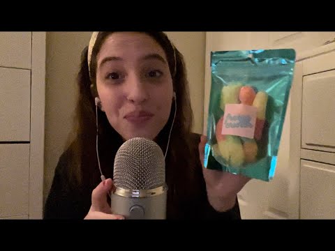 ASMR eating freeze dried candy 🍬(FreezyCrunch Review)