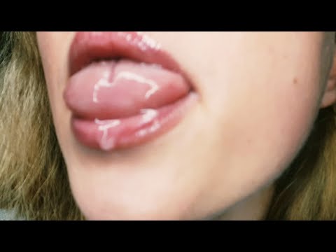 ASMR| licking lens + a lot of saliva 💦part 2