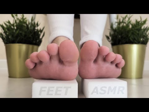 ASMR Close Up Foot Triggers | FEET TINGLES