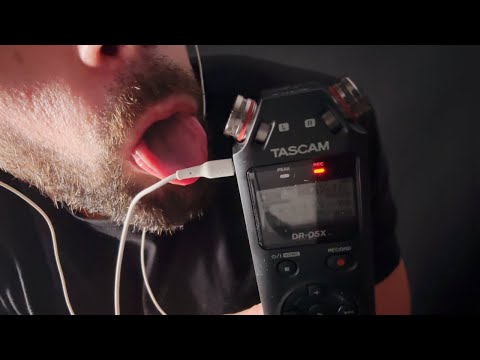 THE TONGUE IS EXPLORING your ears * male mouth sounds * ASMR