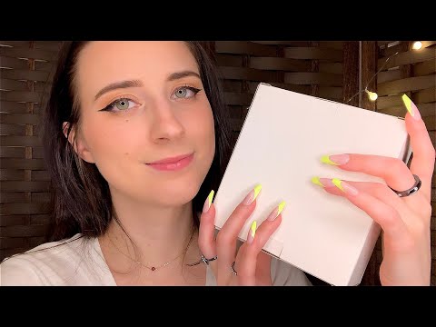 ASMR Gentle Scratchy Tapping on Boxes (*slight* gum chewing)