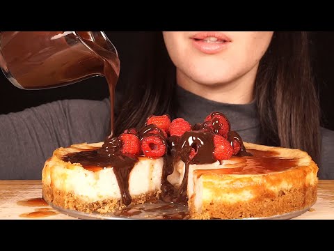 ASMR: New York-Style Vegan Cheesecake With Chocolate & Berry Sauce (Mostly No Talking)