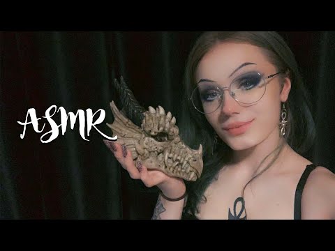 ASMR Weird And Creepy Shop Roleplay 🦇 Tapping, Personal Attention, Scratching, Hand Movements 🖤