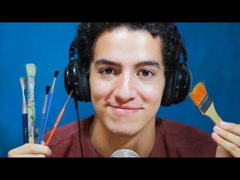 ASMR BRUSHING THE MIC WITH DIFFERENT BRUSHES