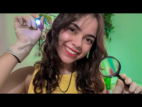 ASMR | Analisando seu rosto e examinando sua pele