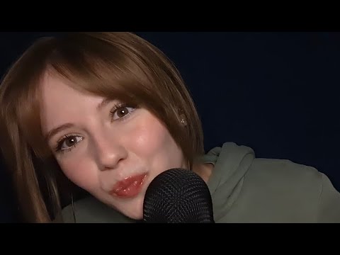 ASMR | Random Triggers (lip gloss, kisses, plants, mic brushing, and more)