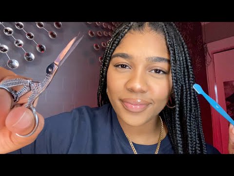 ASMR- Toxic Friend Does Your Eyebrows 😈🤏🏽 (PLUCKING, PERSONAL ATTENTION, INAUDIBLE WHISPERING) 💖