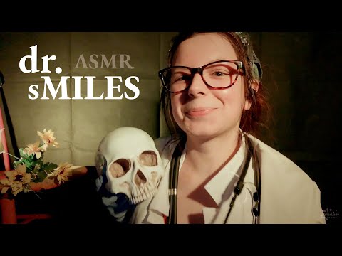ASMR DOCTOR'S SMILING THERAPY