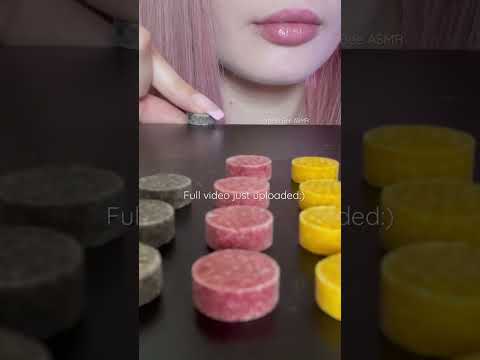 ASMR chewing gum (razzles candy gum) 💙 #asmr #chewingsounds #chewinggum