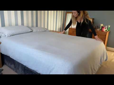 ASMR - No Talking making The Bed Sheets and Folding Laundry