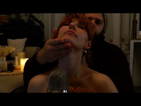 asmr col mio fidanzato | 10 min di face touching, back tracing, tongue clicking