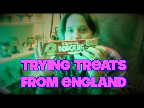 Trying Treats From England [Crinkles & Soft Spoken]