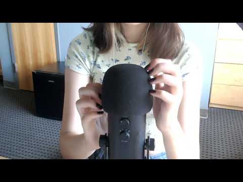 ASMR ~ Tapping and Scratching Triggers